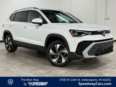 New 2025 Volkswagen Taos SE