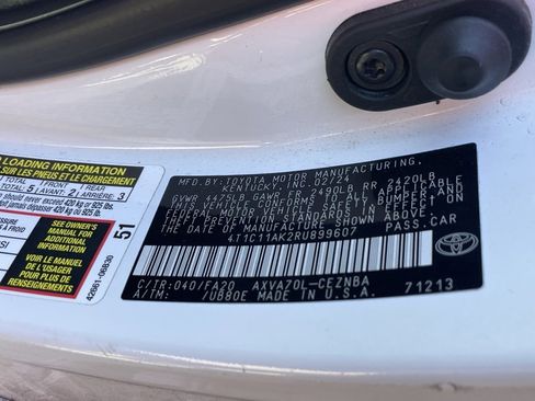 Used 2024 Toyota Camry LE image 8