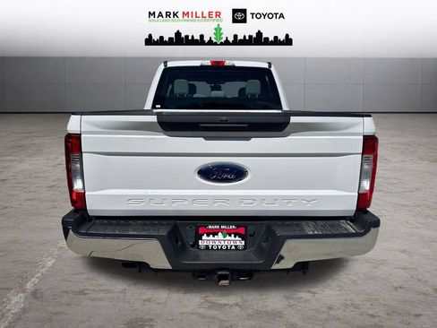 Used 2019 Ford F250 XL w/ STX Appearance Package AWD/4WD image 4