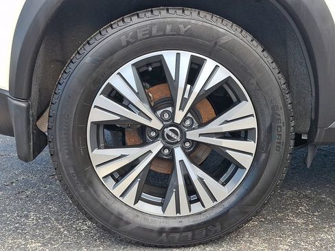 Certified 2023 Nissan Rogue SV w/ SV Premium B Package AWD/4WD image 9