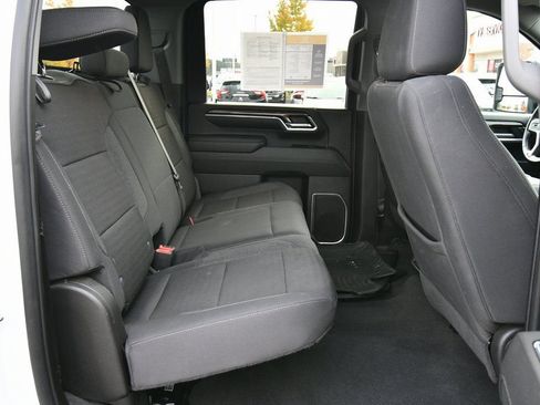 Used 2024 Chevrolet Silverado 2500 LT AWD/4WD image 19