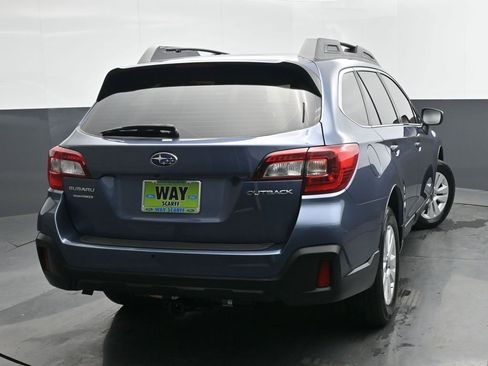 Used 2018 Subaru Outback 2.5i image 5