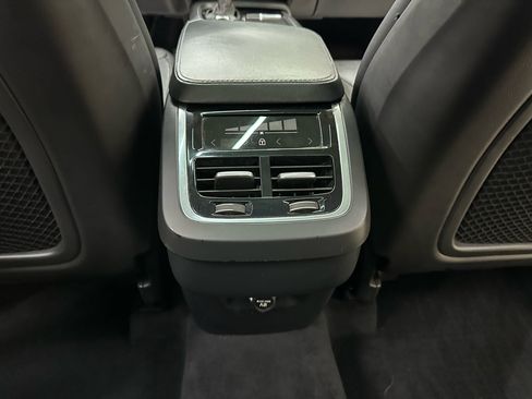 Used 2019 Volvo XC90 T5 Momentum w/ Protection Package Premier image 38