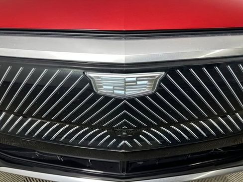 Used 2024 Cadillac Lyriq Luxury image 9