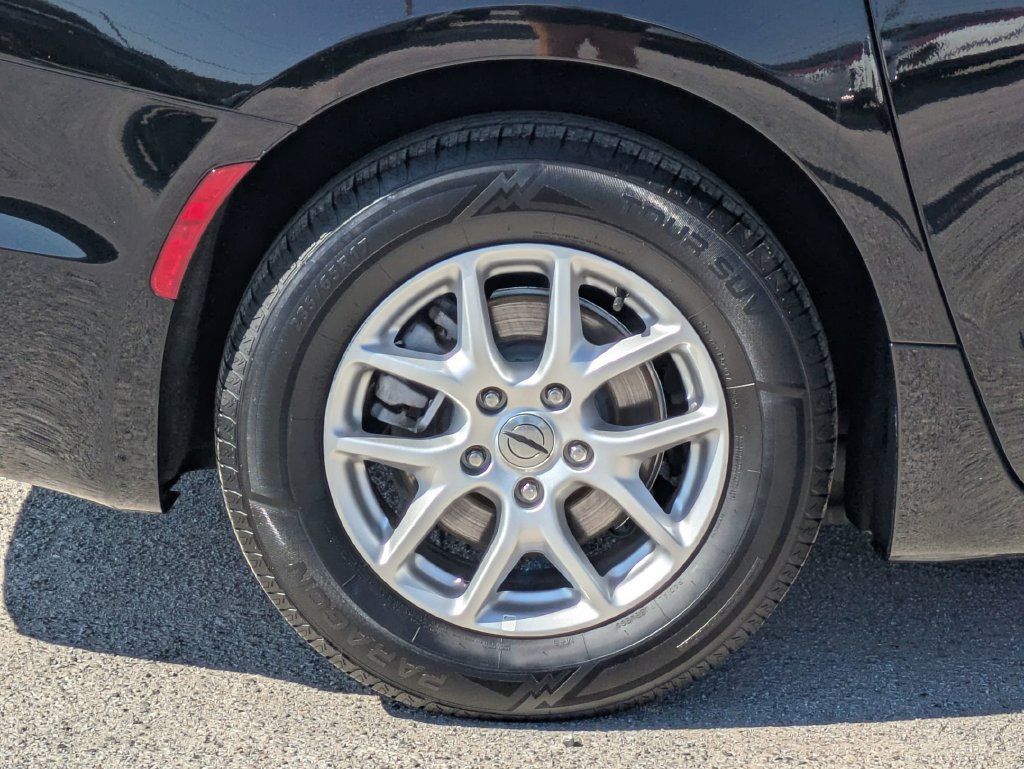 Used 2025 Chrysler Pacifica Select FWD image 11