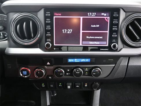 Used 2023 Toyota Tacoma TRD Sport image 14