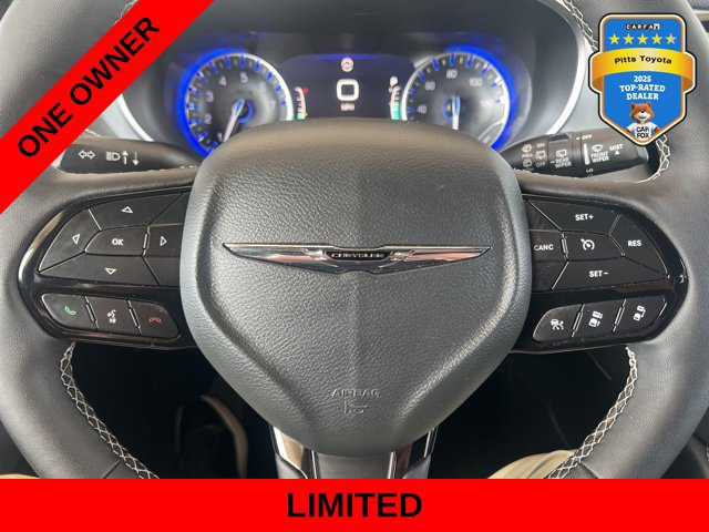Used 2025 Chrysler Pacifica Limited FWD image 31