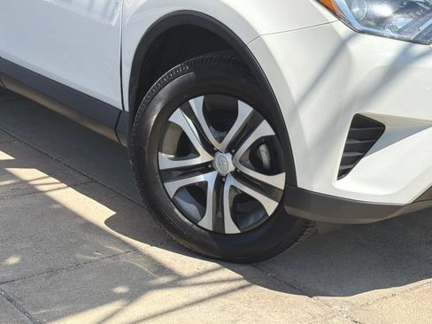 Used 2018 Toyota RAV4 LE w/ All Weather Liner Package AWD/4WD image 10