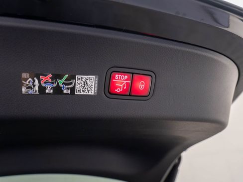 New 2026 Mercedes-Benz GLC 300 4MATIC image 37