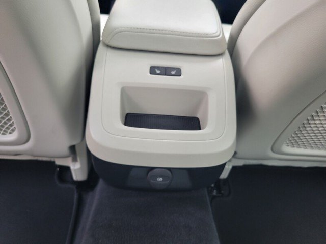 Used 2024 Volvo S60 B5 Plus FWD image 28