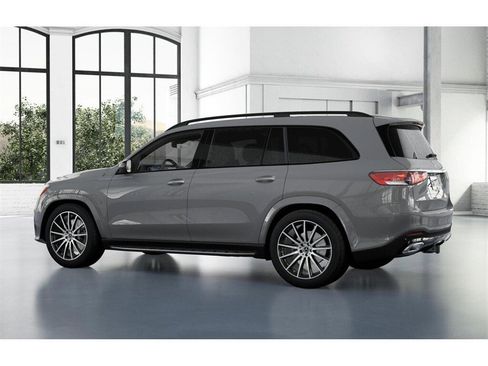 New 2026 Mercedes-Benz GLS 580 4MATIC image 31