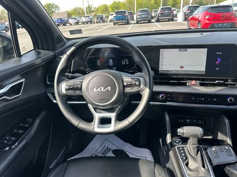 Used 2023 Kia Sportage X-Line AWD/4WD image 17