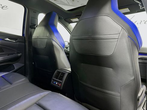 Used 2024 Volkswagen Golf R 2.0L TSI 4MOTION 7-Speed DSG T image 28