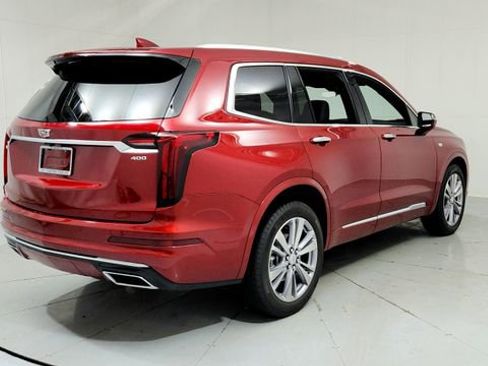 Certified 2024 Cadillac XT6 Premium Luxury image 5