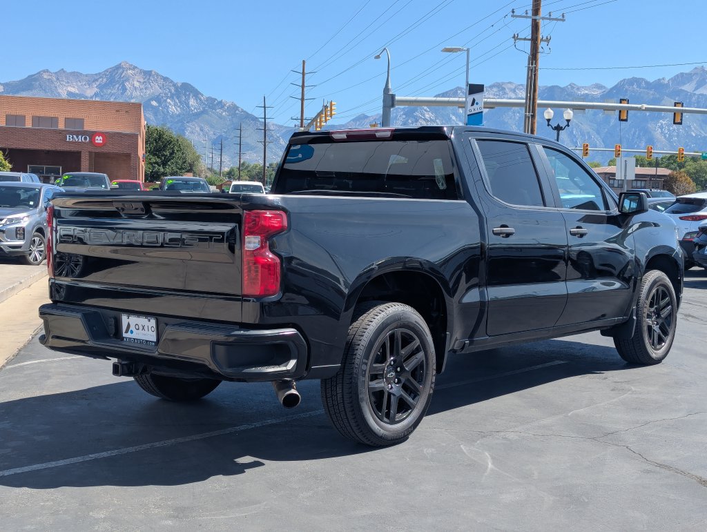 Used 2022 Chevrolet Silverado 1500 Custom AWD/4WD image 4