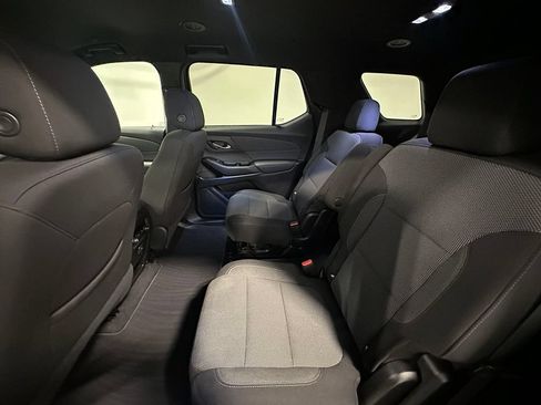Used 2023 Chevrolet Traverse LT AWD/4WD image 18
