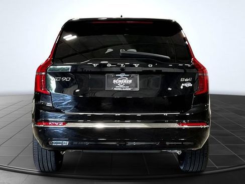 New 2026 Volvo XC90 B6 Plus w/ Protection Package Premier image 5