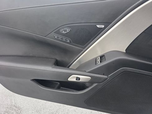 Used 2018 Chevrolet Corvette Z06 RWD image 20
