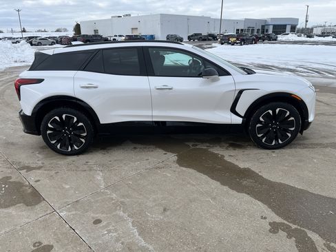 Used 2025 Chevrolet Blazer EV RS image 7