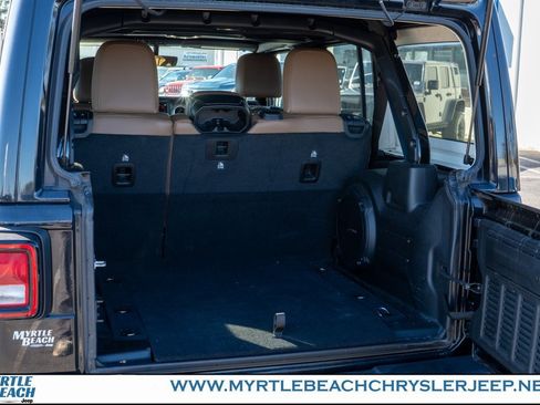 Used 2023 Jeep Wrangler Unlimited Rubicon w/ Xtreme 35 Tire Package image 31