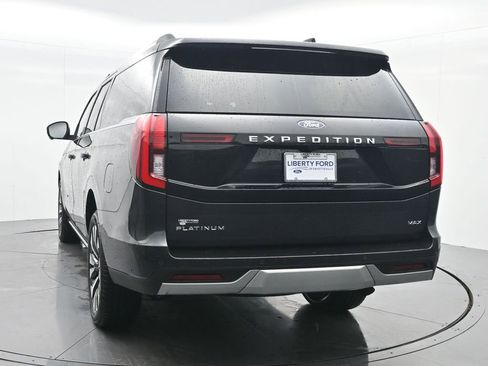 New 2025 Ford Expedition Max Platinum w/ Driver's Package image 9