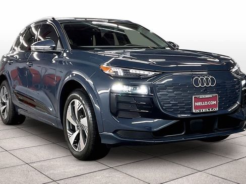 Used 2025 Audi Q6 e-tron Premium Plus w/ Premium Plus image 2