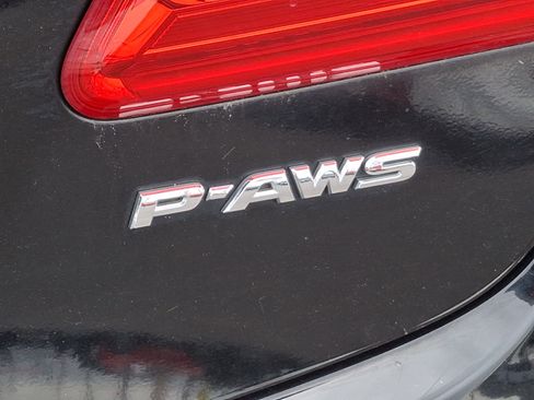 Used 2014 Acura RLX w/ Advance Package FWD image 32