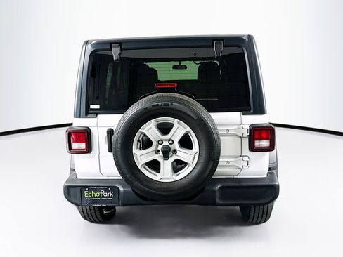 Used 2022 Jeep Wrangler Unlimited Sport AWD/4WD image 7