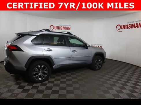 Used 2022 Toyota RAV4 XLE Premium image 16