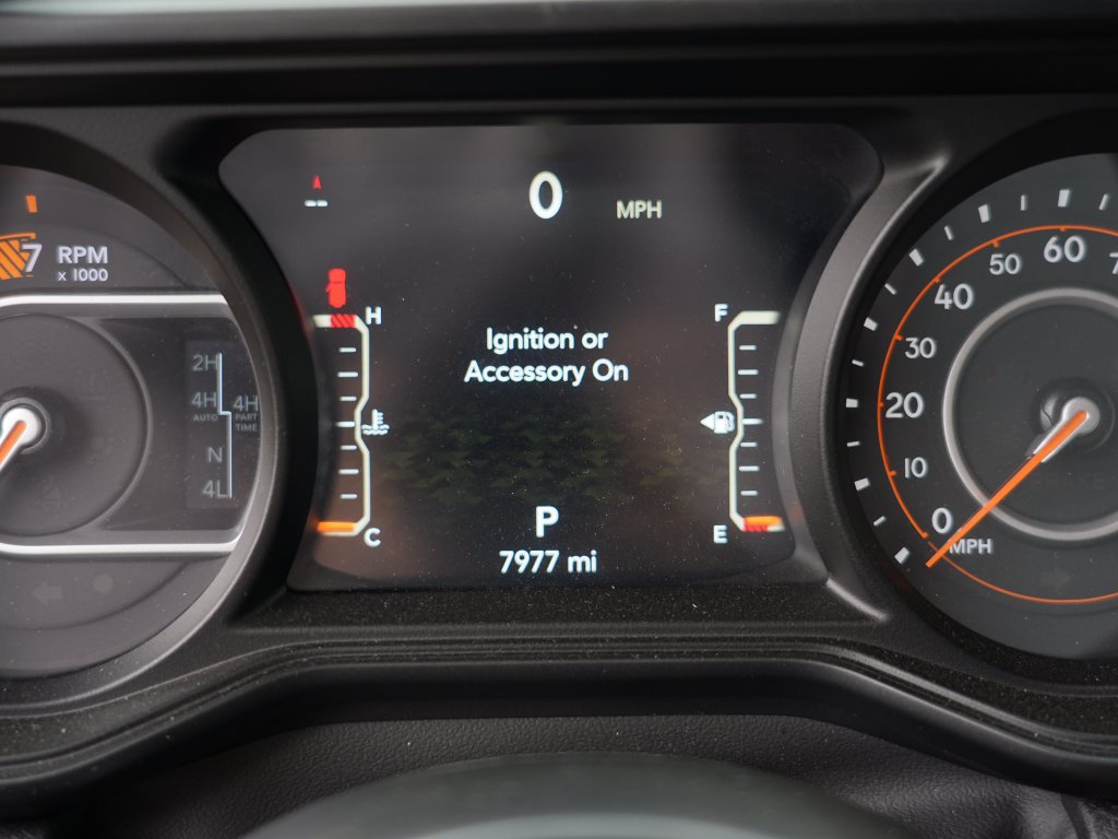 Used 2025 Jeep Wrangler Unlimited Rubicon AWD/4WD image 27