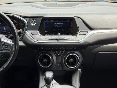 Used 2019 Chevrolet Blazer LT FWD image 13