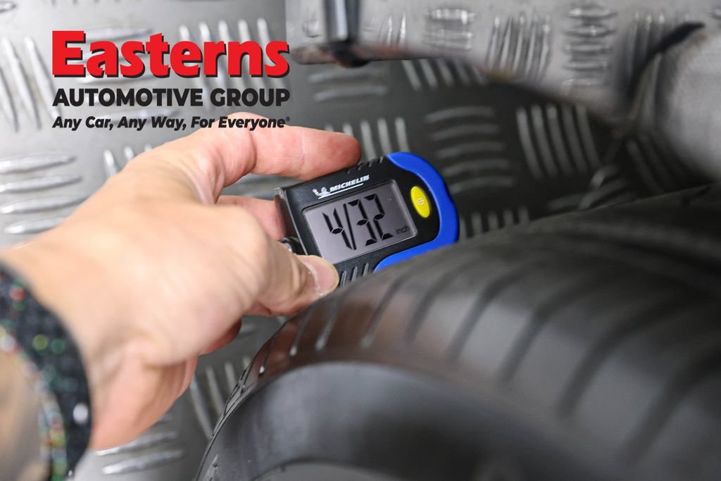 Used 2023 Nissan Sentra SV w/ SV Premium Package FWD image 29