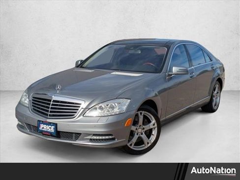 Used 2013 Mercedes-Benz S 550 4MATIC image 1