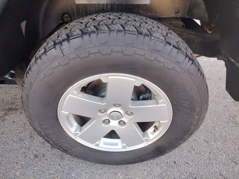 Used 2012 Jeep Wrangler Unlimited Sahara w/ Dual Top Group image 14