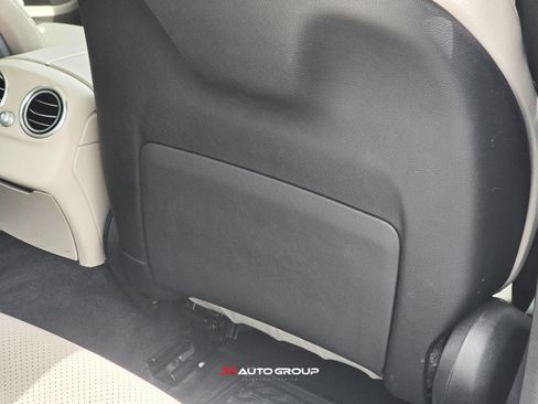 Used 2019 Mercedes-Benz C 300 4MATIC Sedan image 31