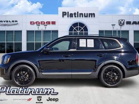 Used 2023 Kia Telluride EX X-Line image 3