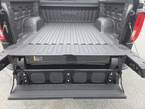 New 2026 GMC Sierra 1500 AT4 w/ AT4 Premium Package image 24