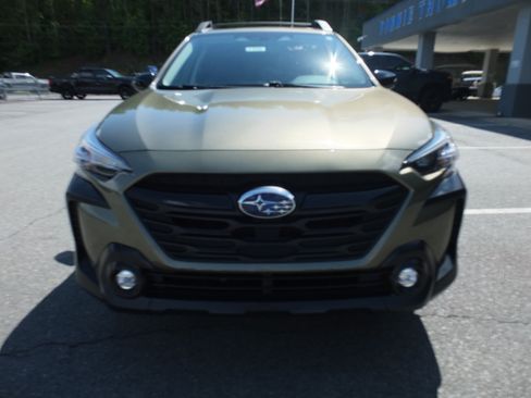 Used 2025 Subaru Outback Onyx Edition AWD/4WD image 8