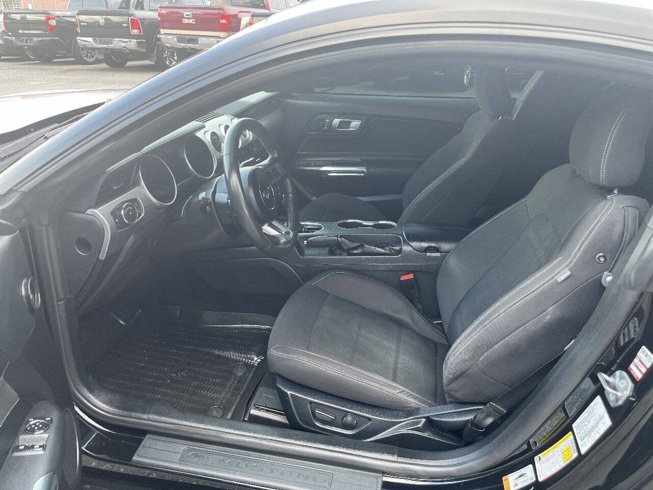 Used 2021 Ford Mustang GT RWD image 11