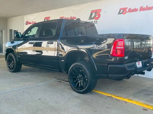 New 2025 RAM 1500 Limited AWD/4WD image 4