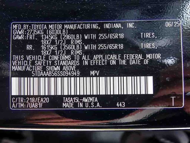 Certified 2025 Toyota Grand Highlander AWD image 30