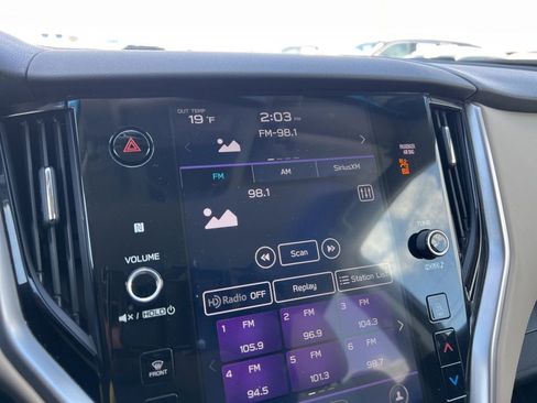 Used 2021 Subaru Outback Premium image 12