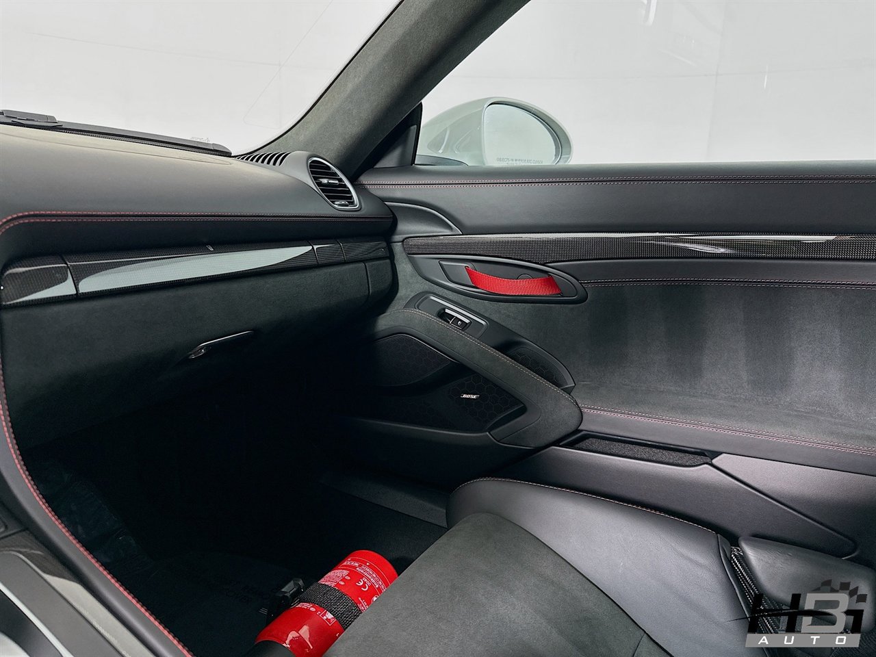 Used 2022 Porsche 718 Cayman GT4 RWD image 16