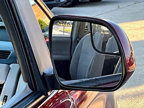 Used 2017 Toyota Sienna LE image 24