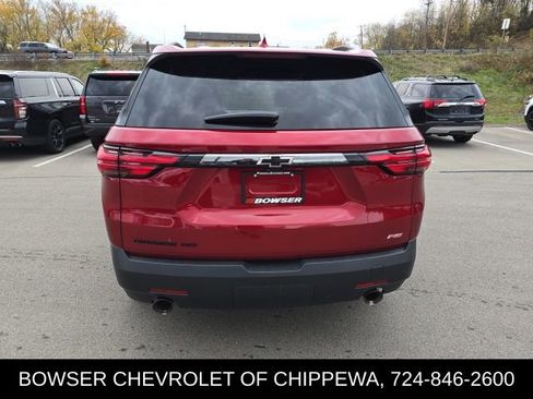 Used 2023 Chevrolet Traverse RS image 4