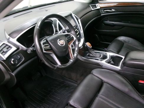 Used 2014 Cadillac SRX Luxury w/ Driver Awareness Package AWD/4WD image 16