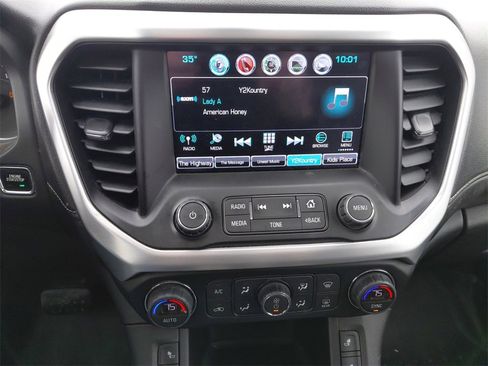 Used 2018 GMC Acadia SLT image 36