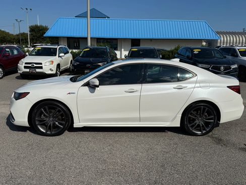 Used 2020 Acura TLX 3.5 w/Technology Pkg & A-SPEC image 2