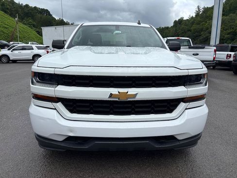 Used 2018 Chevrolet Silverado 1500 Custom w/ Custom Value Package RWD image 7