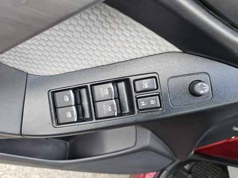 Used 2018 Subaru Forester 2.5i Premium image 12